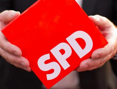 Γερμανία: Το «SPD» επιμένει ότι μπορεί να εκθρονίσει την Α.Μέρκελ